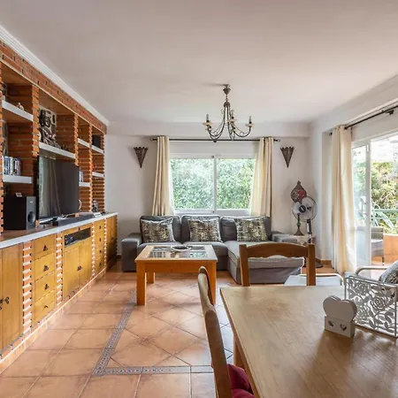 Daire Two Bed Near Burriana